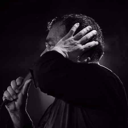 محمود کریمی خیمه برون